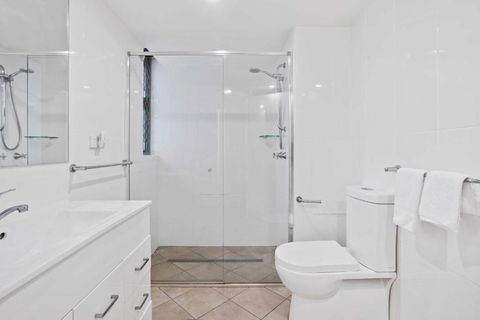 Sandown - Hosted By Burleigh Letting - Lismore Accommodation 1