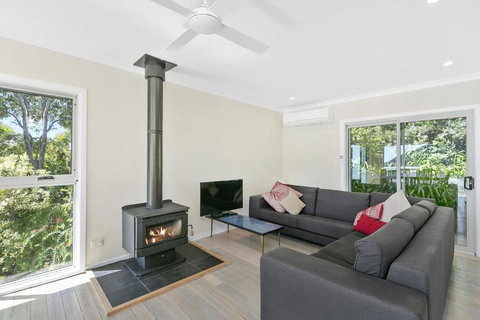 Sands End - Lismore Accommodation 2