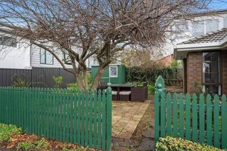 Sandy Bay Cozy Cottage Close To CBD - Lismore Accommodation 3