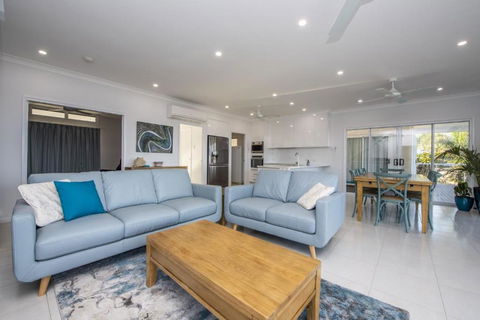 Sandy Decks - Lismore Accommodation 3