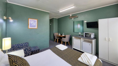 Silver Oaks Motel - Lismore Accommodation 1