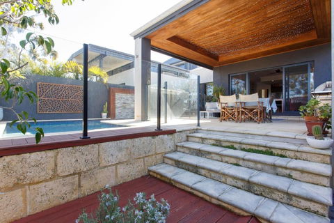 Stella Retreat - Townhouse With Pool - Lismore Accommodation 2