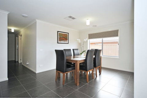 Beischer Apt B - Lismore Accommodation 1