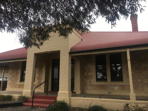 BELMONT 11 Bedroom Home In The Heart Of Victor Harbor - Lismore Accommodation 1