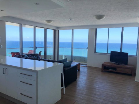 Berkeley On The Beach - Lismore Accommodation 3