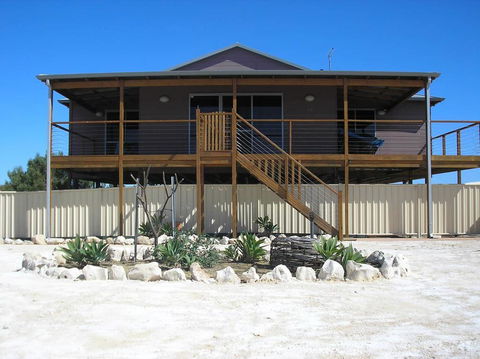 Blue Sky Escapes Sunset Oddes-sea - Lismore Accommodation 0