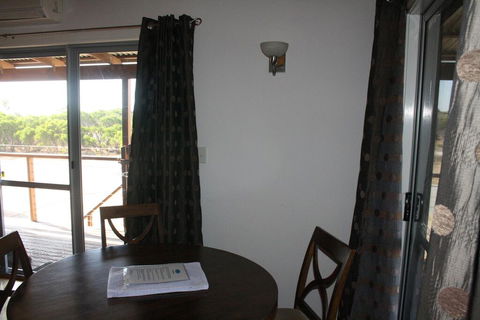 Blue Sky Escapes Sunset Oddes-sea - Lismore Accommodation 3