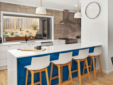Blue Waves - Lismore Accommodation 1