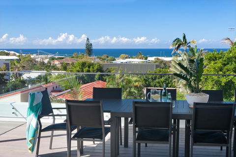 Bluey's Beach House - 5 Bedroom - Lismore Accommodation 1