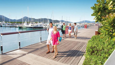 Boatel Cairns - Lismore Accommodation 1
