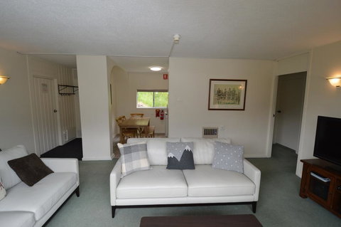 Bobuck 3B - Lismore Accommodation 2