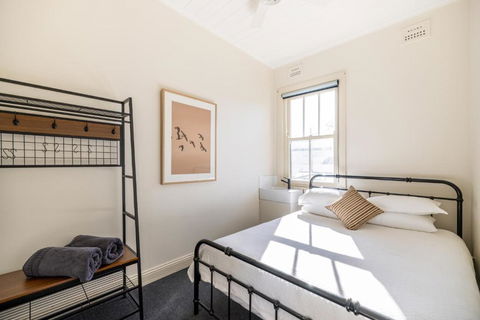 The Middle - Lismore Accommodation 3