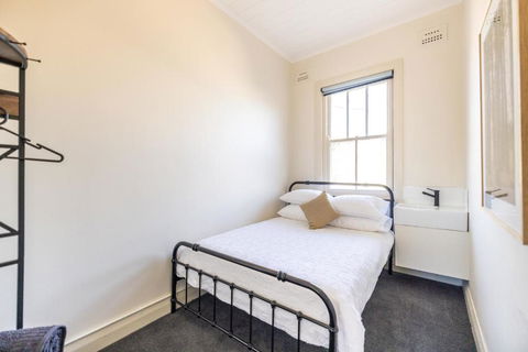 The Middle - Lismore Accommodation 2