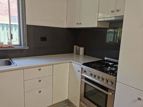 Three Bedrooms House - Lismore Accommodation 3