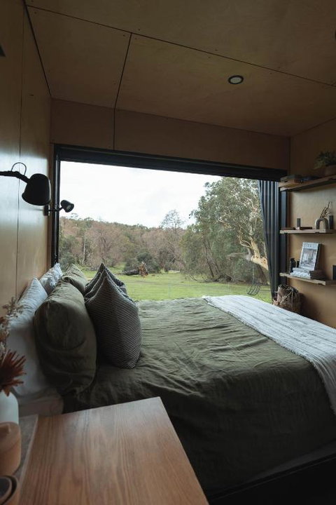 Tiny Cabin Fiona In Serpentine - Lismore Accommodation 2