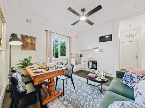 XQ Collection Jaques La Maison - Lismore Accommodation 1