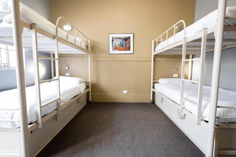 YHA Melbourne Central - Lismore Accommodation 3