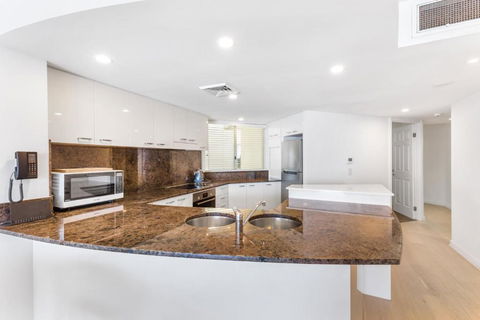 Zanzibar-Premium Ocean Apartment - Lismore Accommodation 1