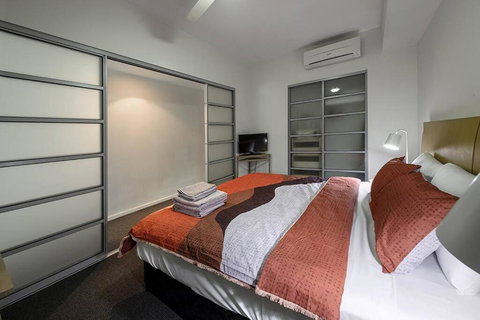 ZEN CITY & SEA Executive 1-BR Suite In Darwin CBD - Lismore Accommodation 3
