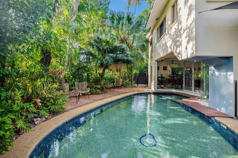 Zen Serene Seascape - Family Pool - BBQ - Markets - Lismore Accommodation 0