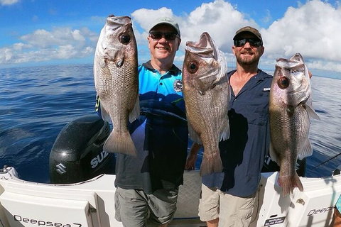Full Day 9.5 Hour Offshore Fishing Charter - Lismore Accommodation 1