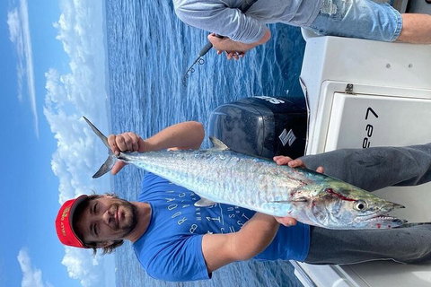 Full Day 9.5 Hour Offshore Fishing Charter - Lismore Accommodation 2