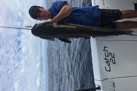 Full Day 9.5 Hour Offshore Fishing Charter - Lismore Accommodation 4