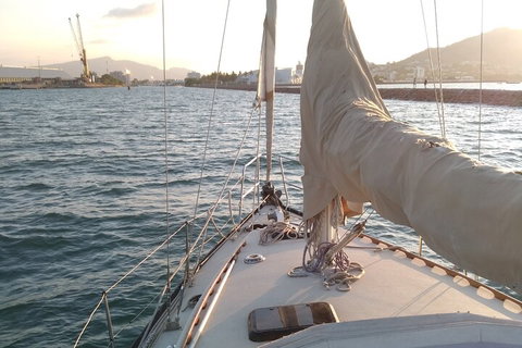 Townsville Small Group Early Morning Sailing Cruise Boat Tour Charter Hire - Lismore Accommodation 1