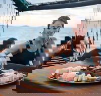 Fly  Sail Package With Providence - Lismore Accommodation