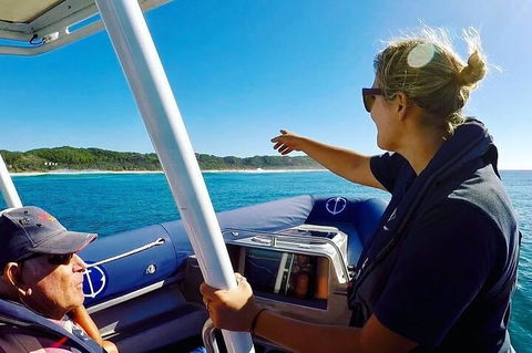Julian Rocks Byron Bay Cruise - Lismore Accommodation 3