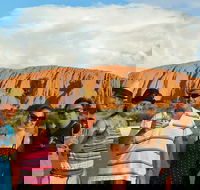 Ayers Rock Day Trip from Alice Springs Including Uluru Kata Tjuta and Sunset BBQ Dinner - Lismore Accommodation