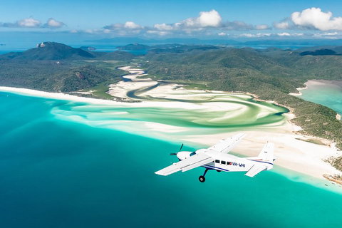 Scenic Flight - Great Barrier Reef, Heart Reef, Whitehaven Beach & Hill Inlet! - Lismore Accommodation 5